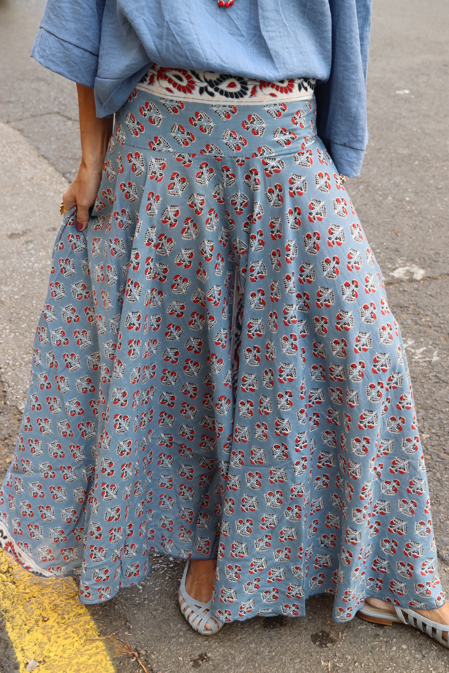 FALDA PANTALÓN ESTAMPADA AZUL