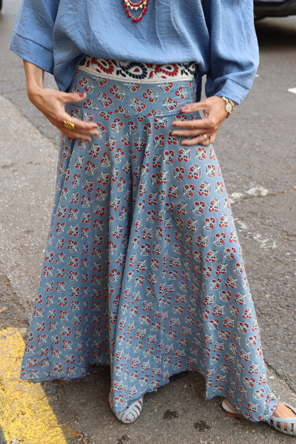 FALDA PANTALÓN ESTAMPADA AZUL