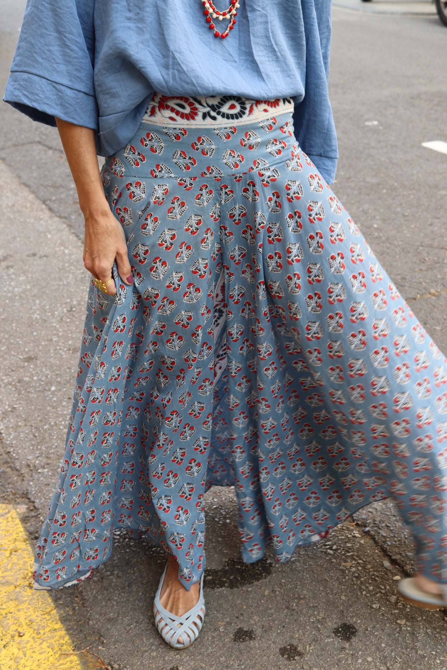 FALDA PANTALÓN ESTAMPADA AZUL