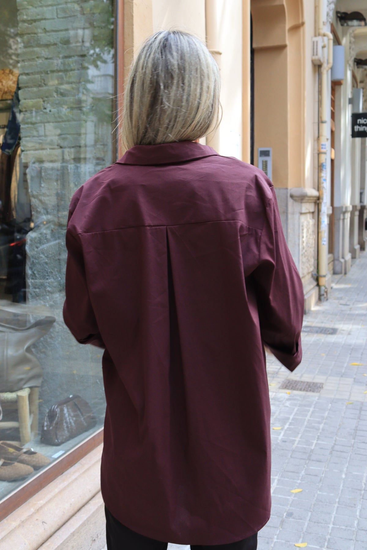CAMISA BASIC BERENJENA