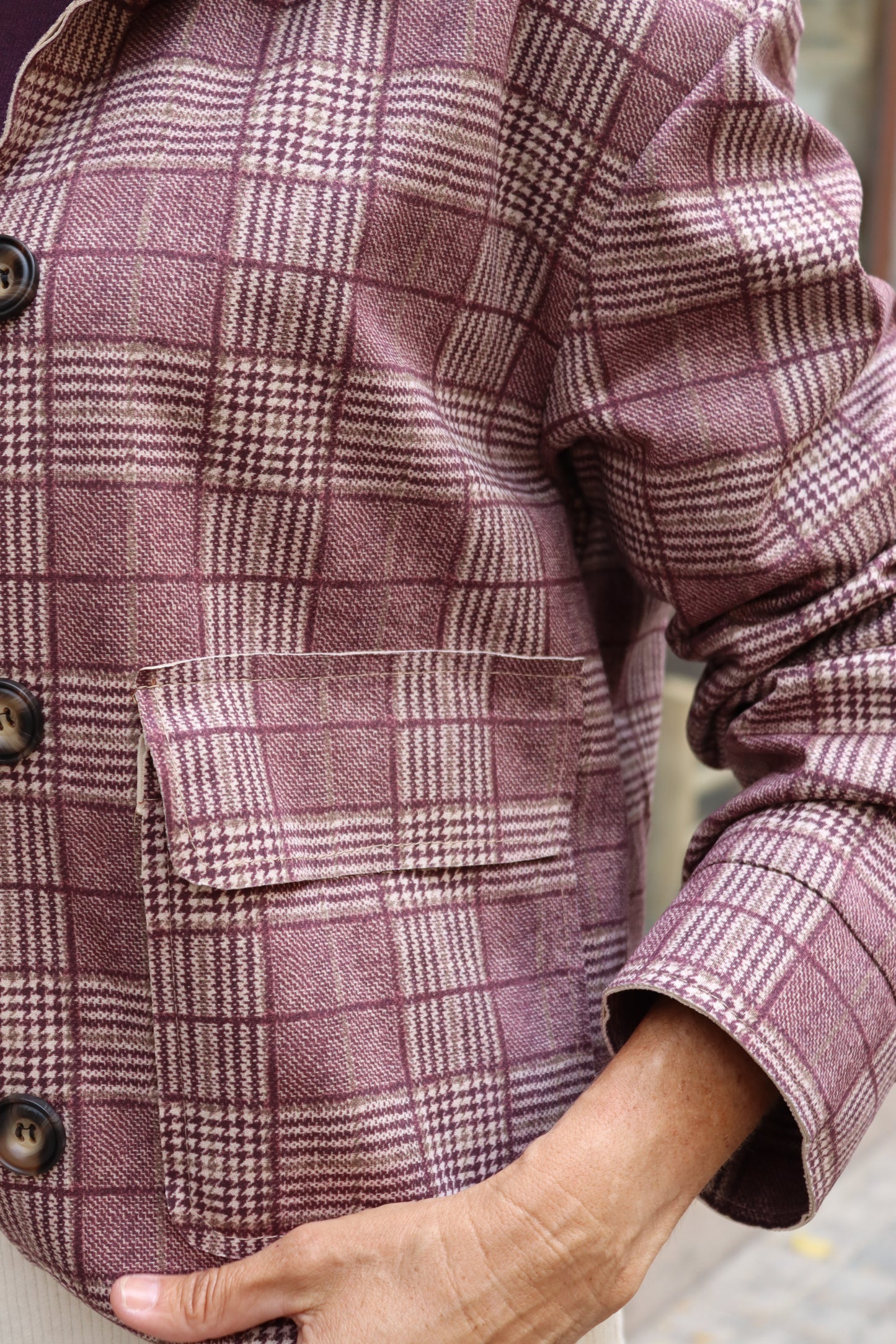 CHAQUETA ESCOCESA BERENJENA