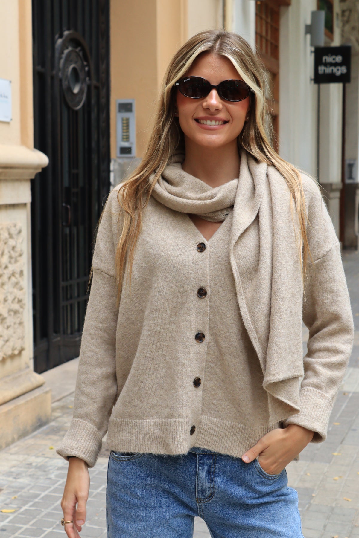 CHAQUETA BUFANDA BEIGE