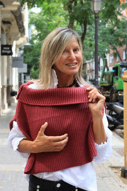 PONCHO CORTO VINO