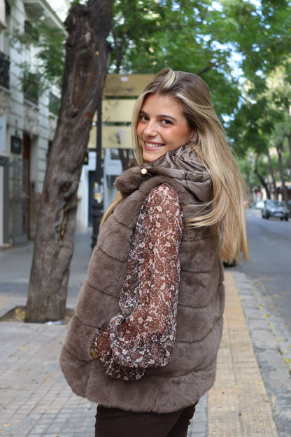 CHALECO MARTINA TAUPE