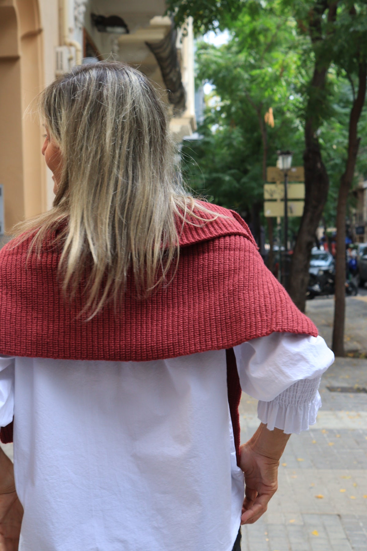 PONCHO CORTO VINO