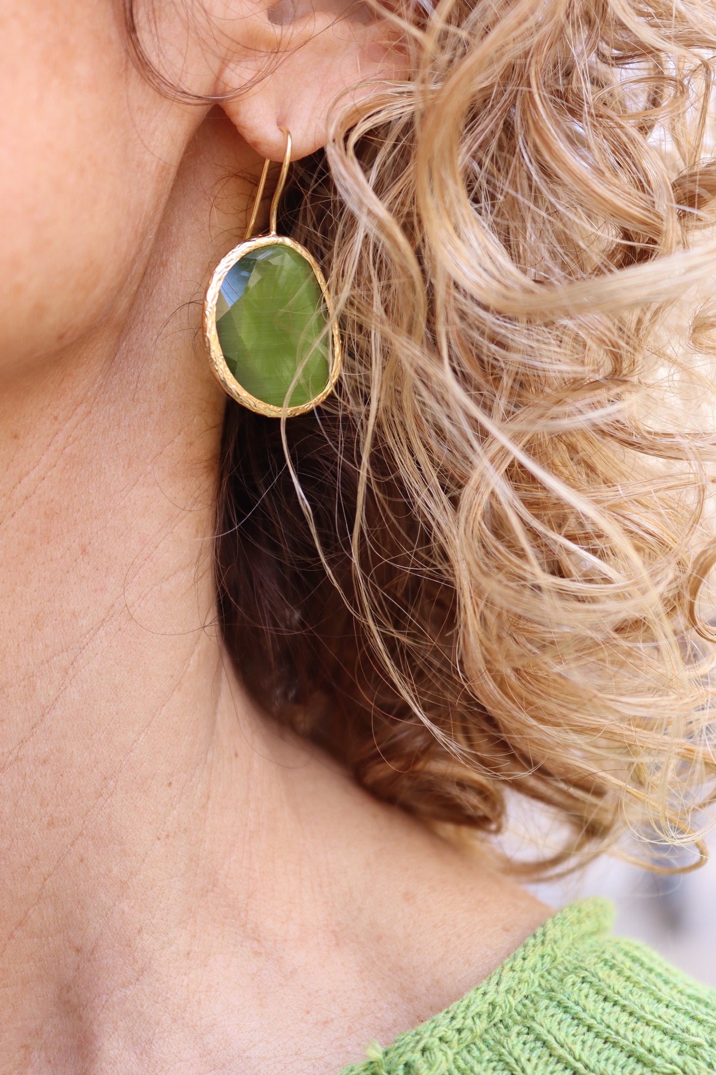 PENDIENTE NOA MINI VERDE