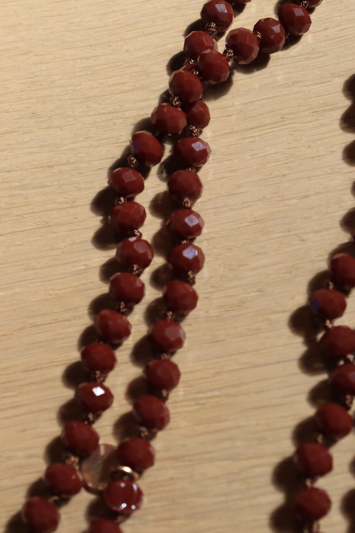 COLLAR BOLAS BRILLO MARRON TIERRA