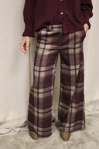 PANTALÓN BERTA BERENJENA