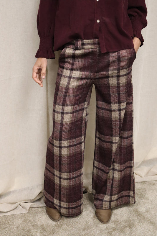 PANTALÓN BERTA BERENJENA