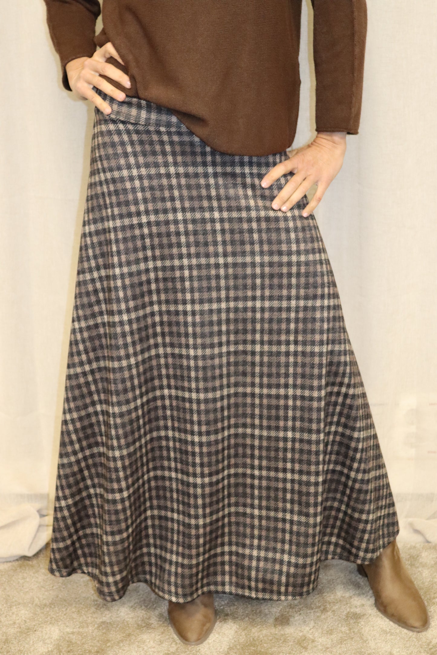 FALDA VICHY GRIS OSCURA