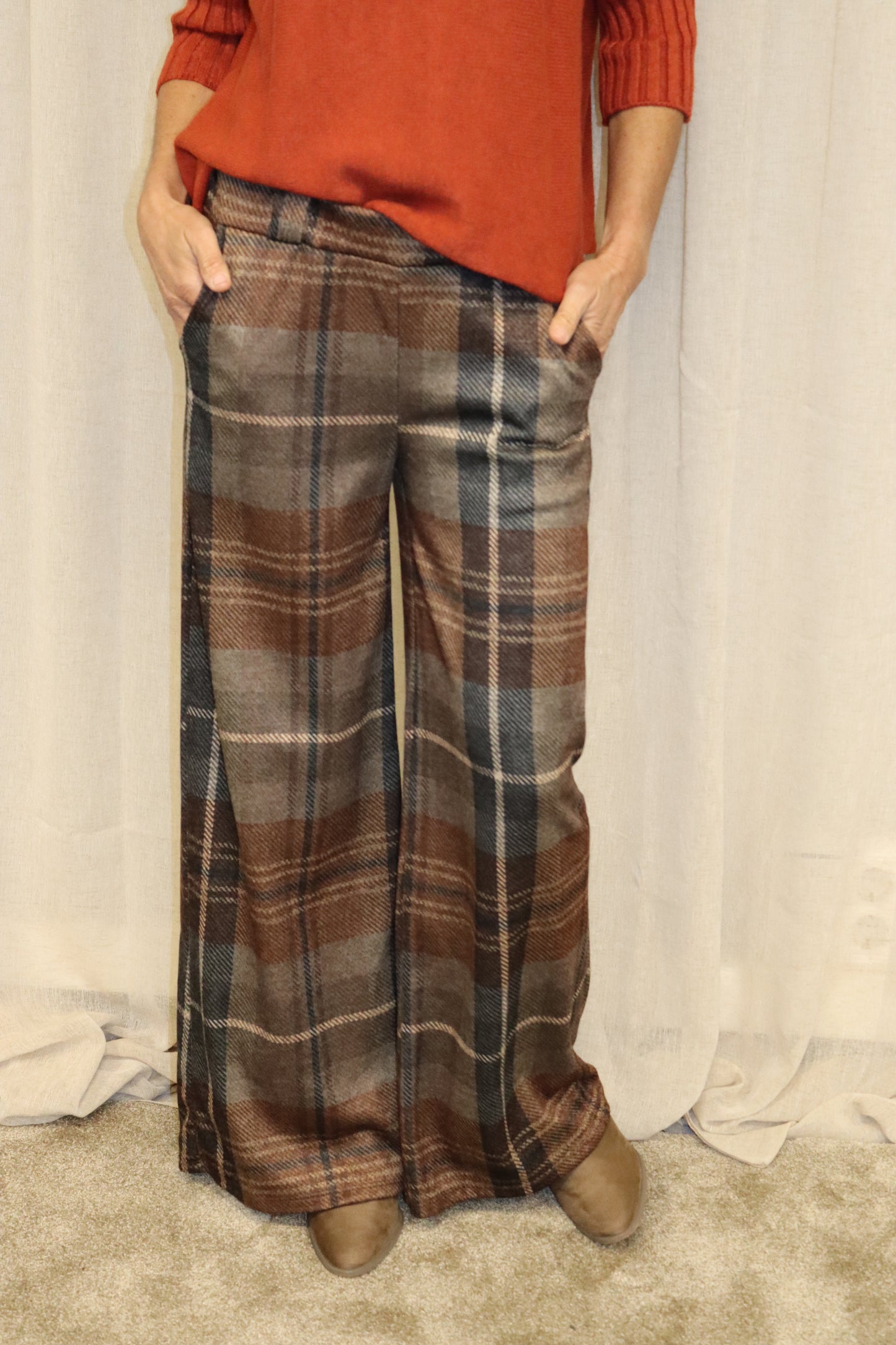 PANTALÓN ESCOCES NEUTRO