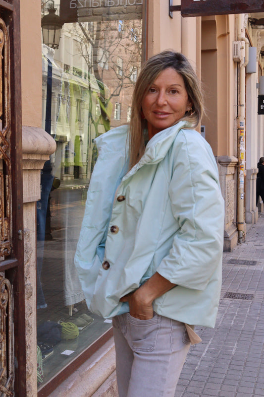 GABARDINA CORTA MERY VERDE AGUA