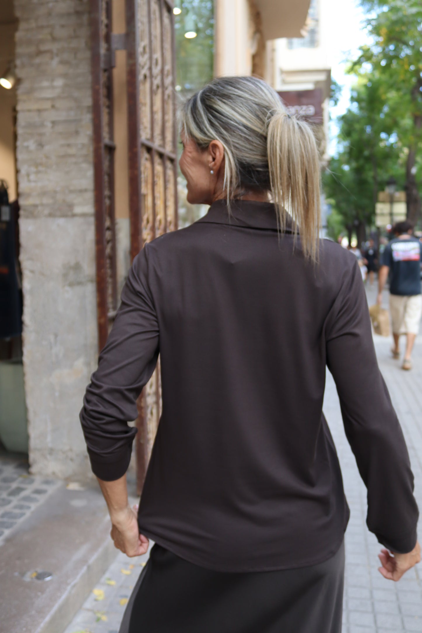 CAMISETA PUNTO MARRÓN