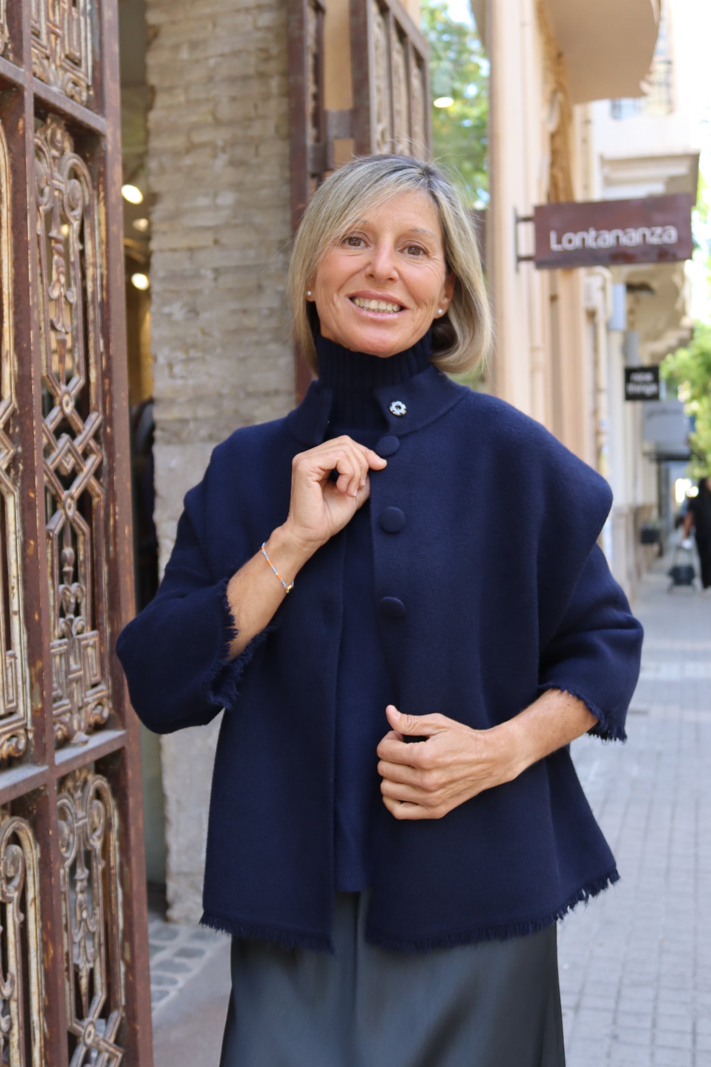 CHAQUETA VICTORIA AZUL MARINO