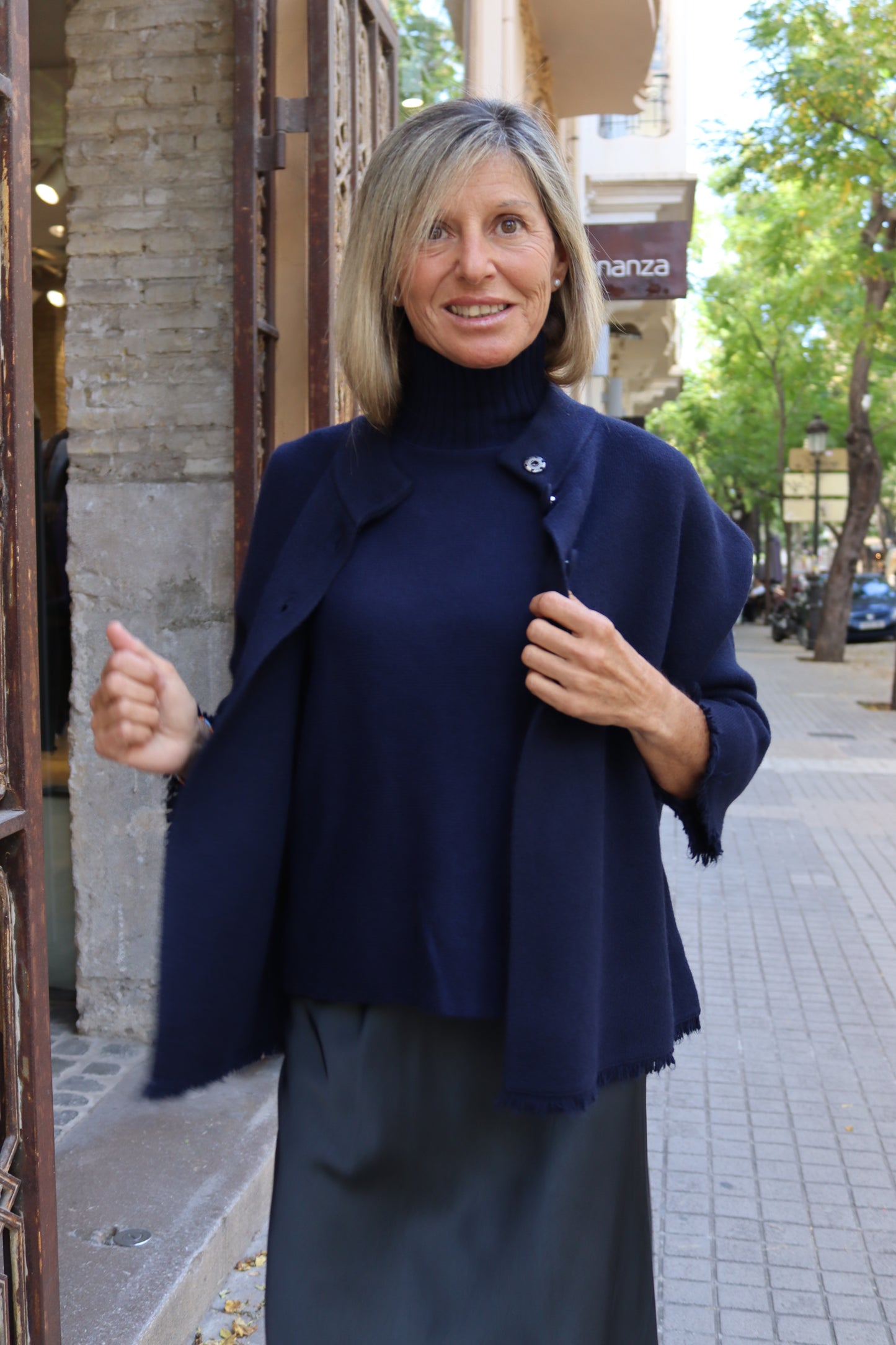 CHAQUETA VICTORIA AZUL MARINO