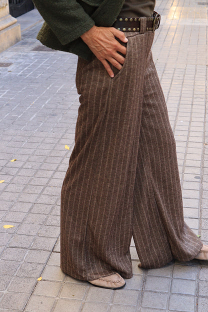 PANTALÓN NUA MARRÓN