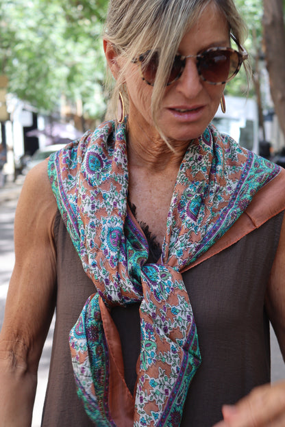 PAÑUELO SEDA ESTAMPADO UNICO