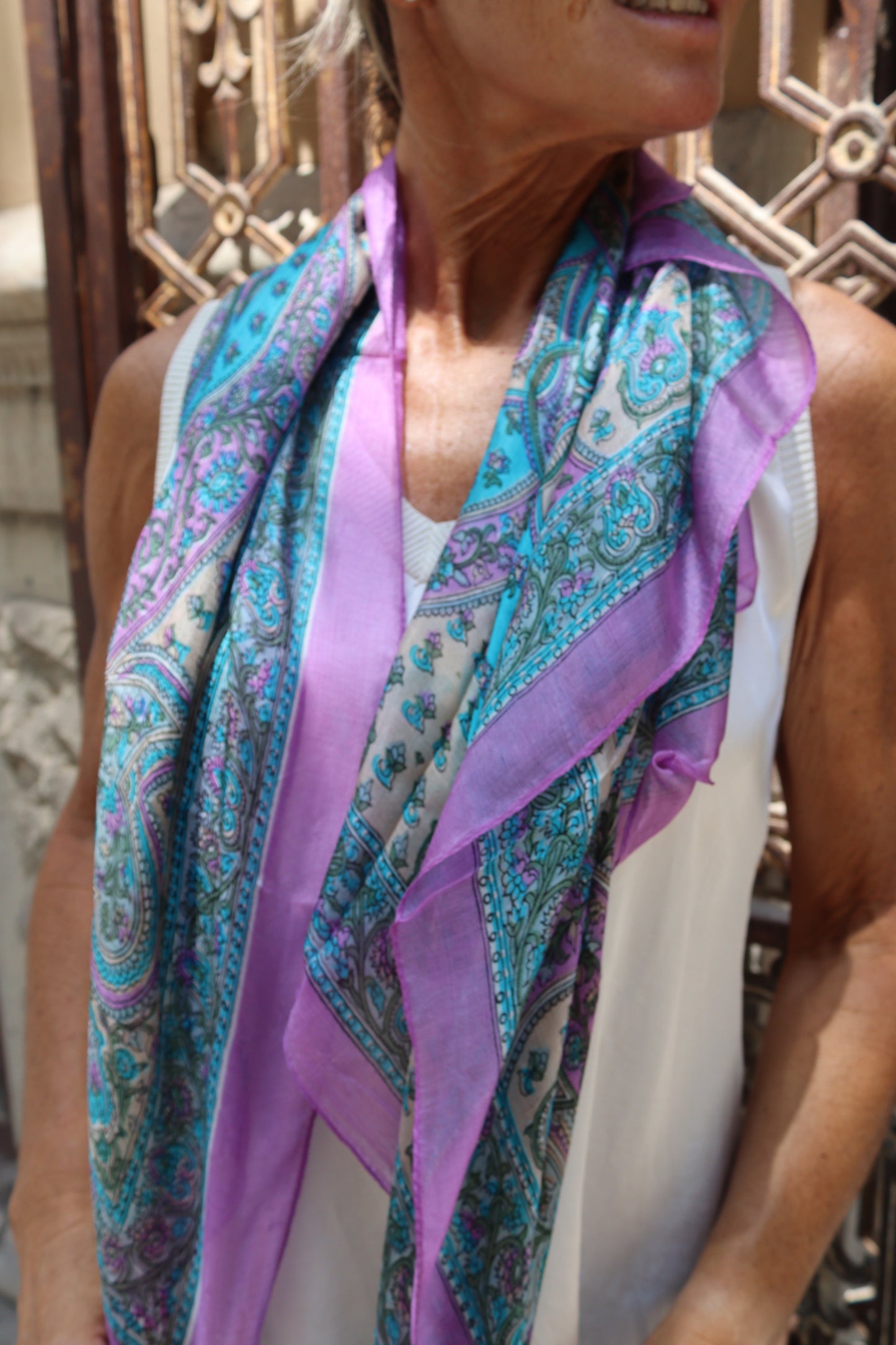 PAÑUELO SEDA ESTAMPADO UNICO
