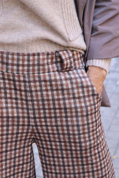 PANTALÓN CUADRO PEQUEÑO CAMEL