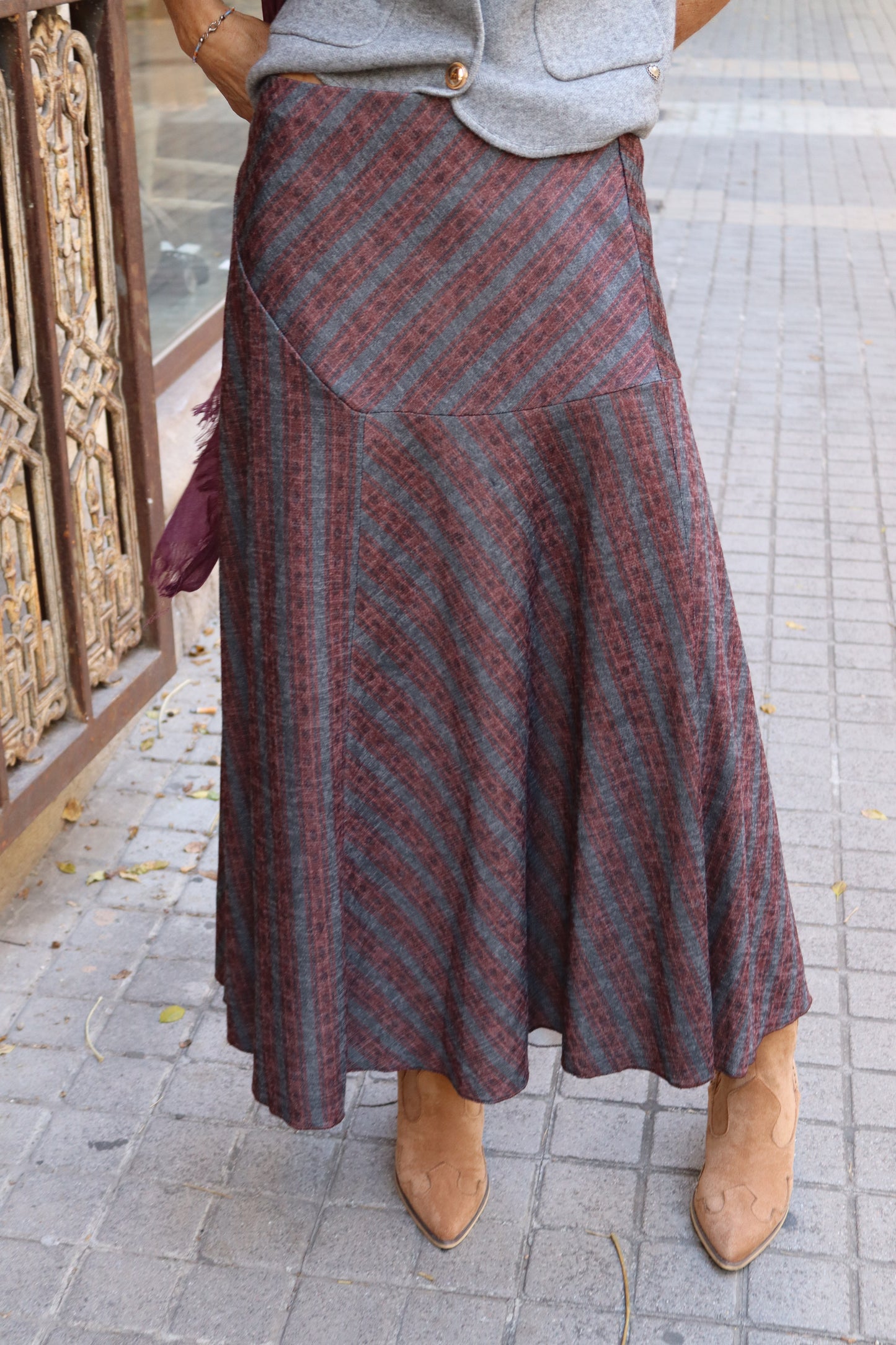 FALDA MARTINA PETROLEO