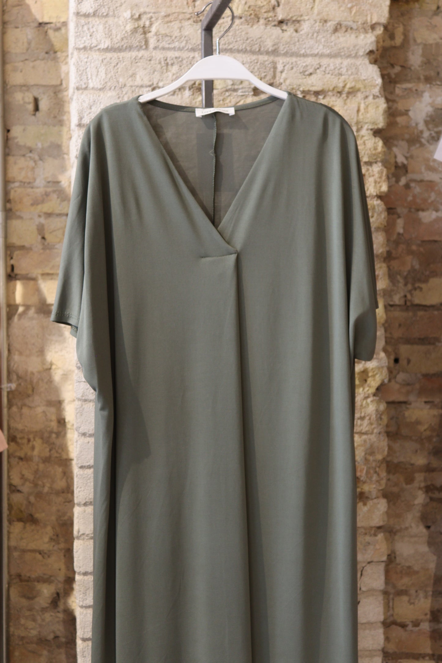 VESTIDO MIDI LUCIA VERDE