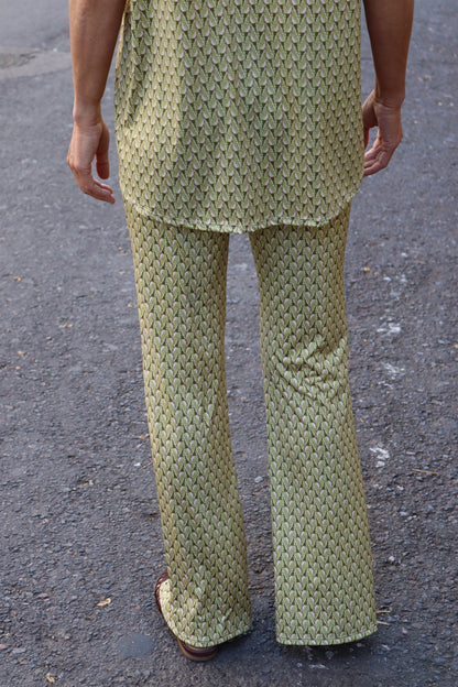 PANTALON CAMPANA MENORCA PISTACHO