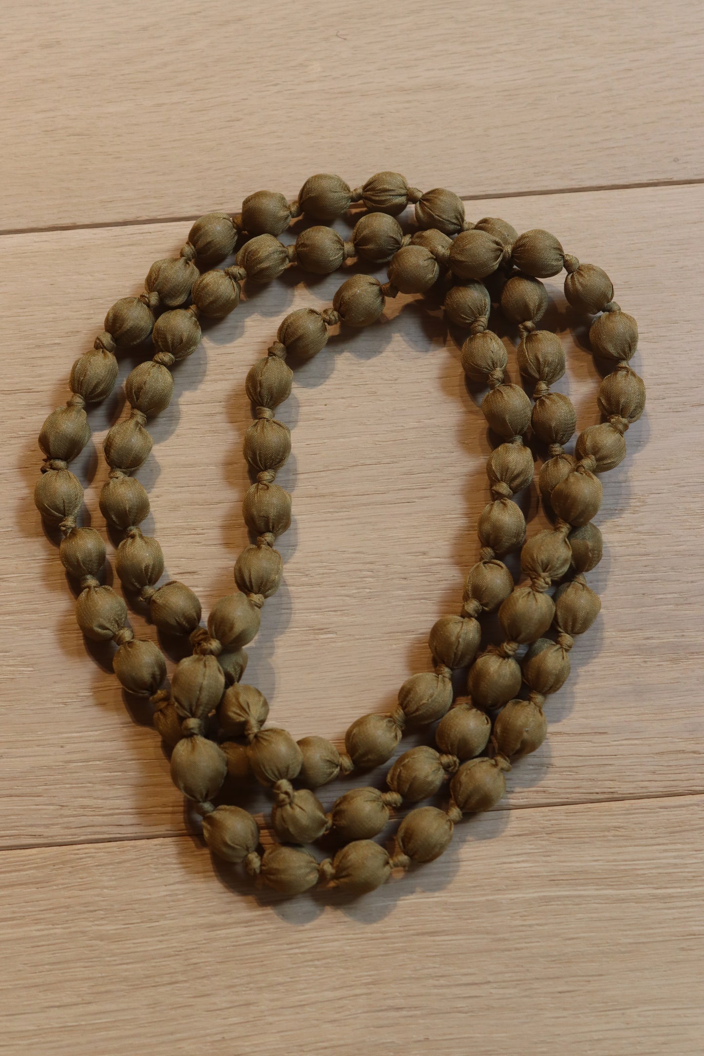 COLLAR NATALIA OLIVA