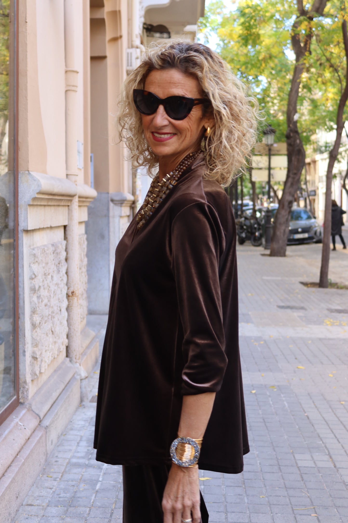 BLUSA TERCIOPELO MARRÓN