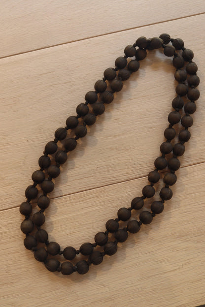 COLLAR NATALIA MARRÓN CHOCOLATE