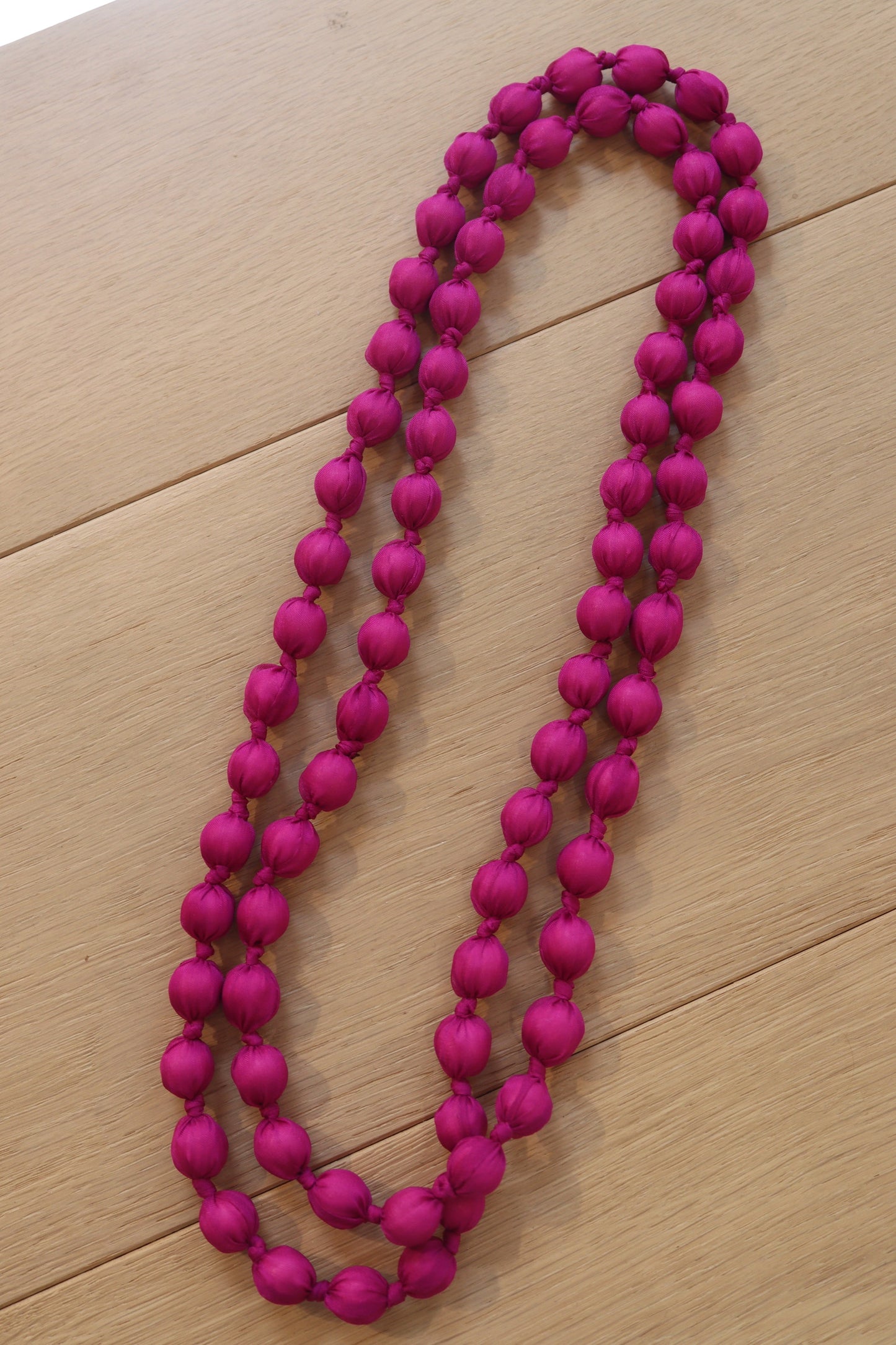 COLLAR NATALIA ROSA FUCSIA