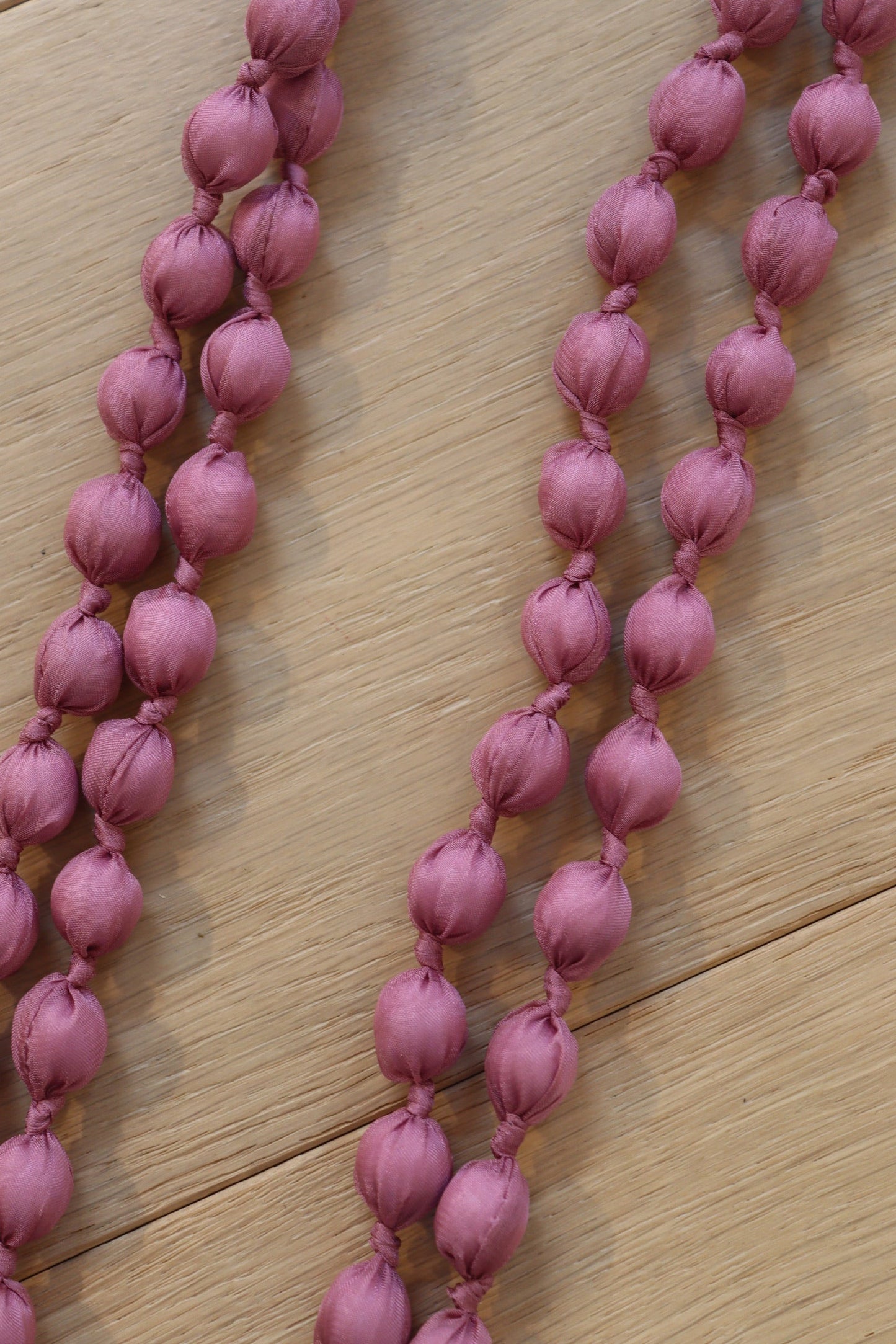 COLLAR NATALIA ROSA EMPOLVADO