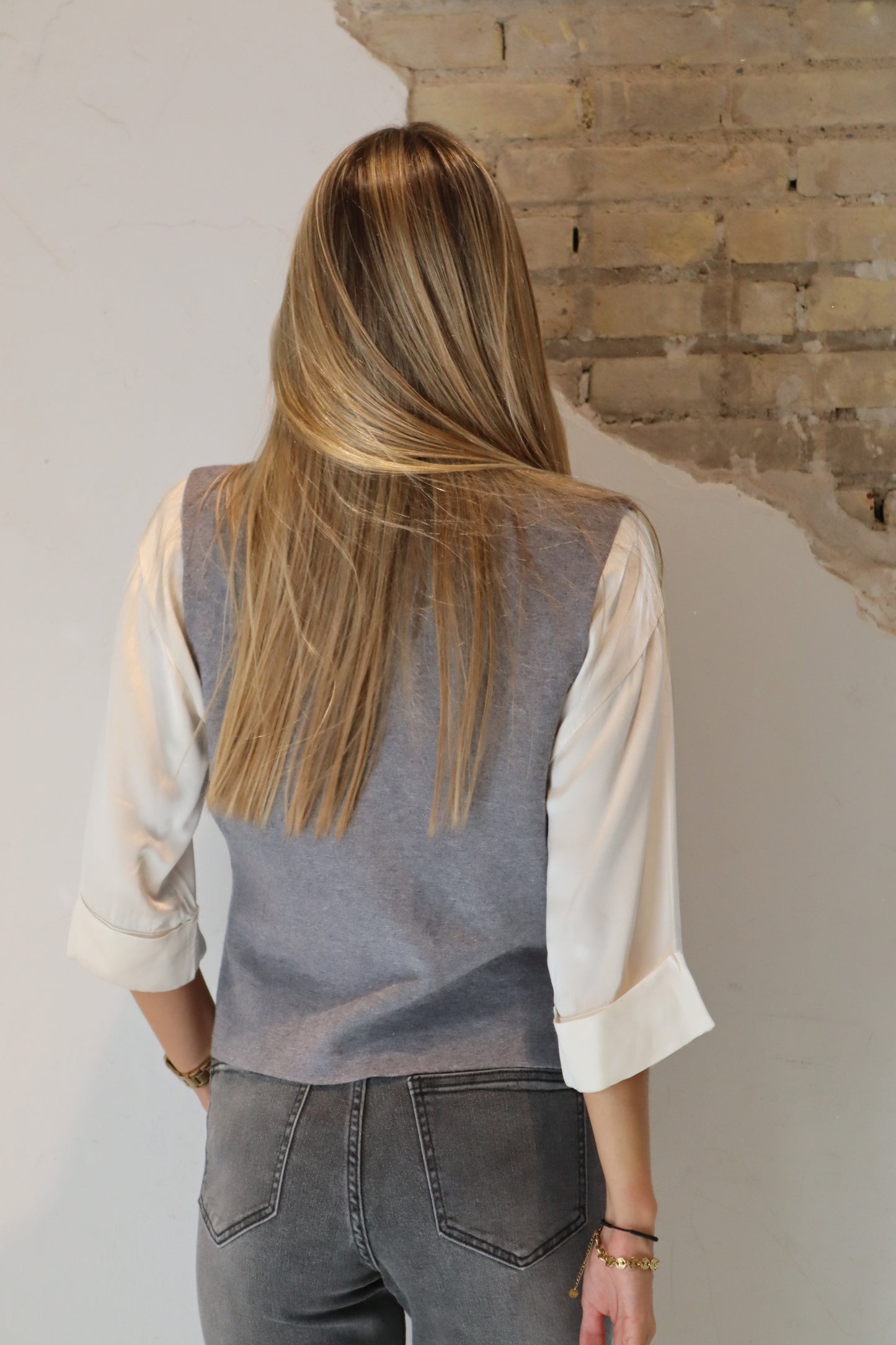 CHALECO PUNTO GRIS