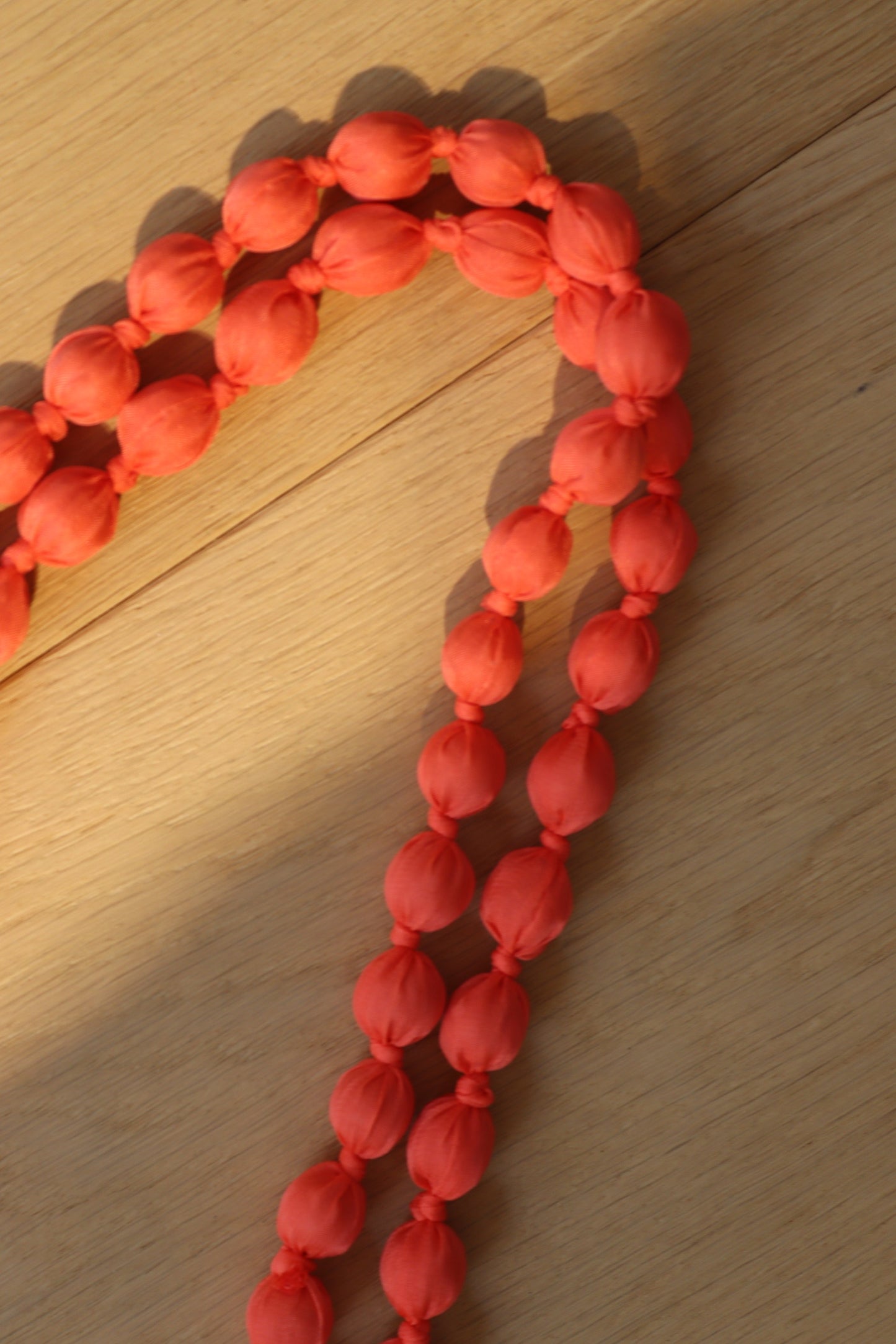 COLLAR NATALIA NARANJA