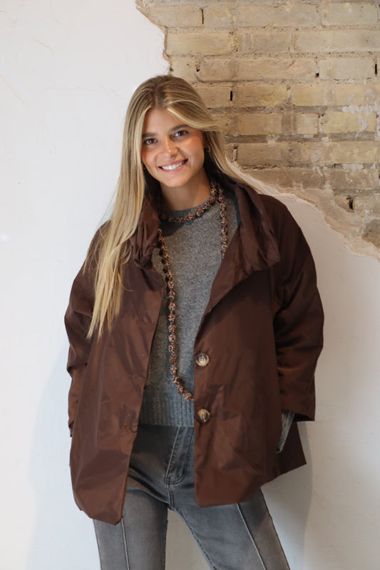 PARKA CORTA MARRÓN CHOCOLATE