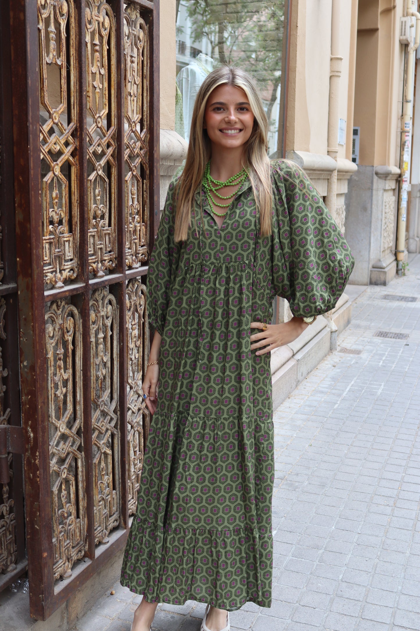 VESTIDO PILAR ABULLONADO PISTACHO