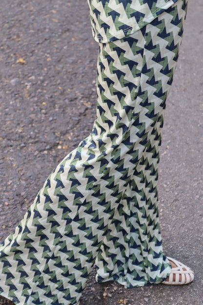 PANTALON TERE CAMPANA VERDE