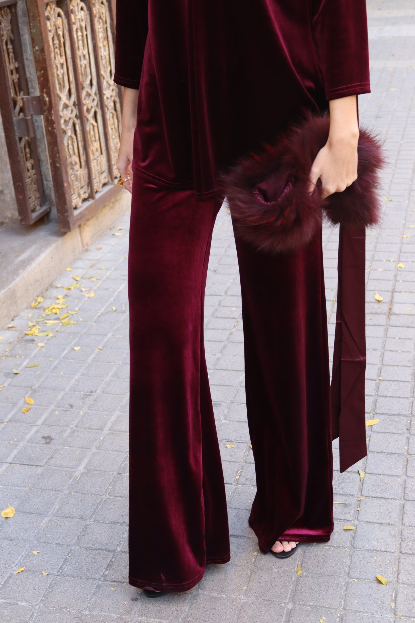 PANTALÓN RECTO TERCIOPELO VINO