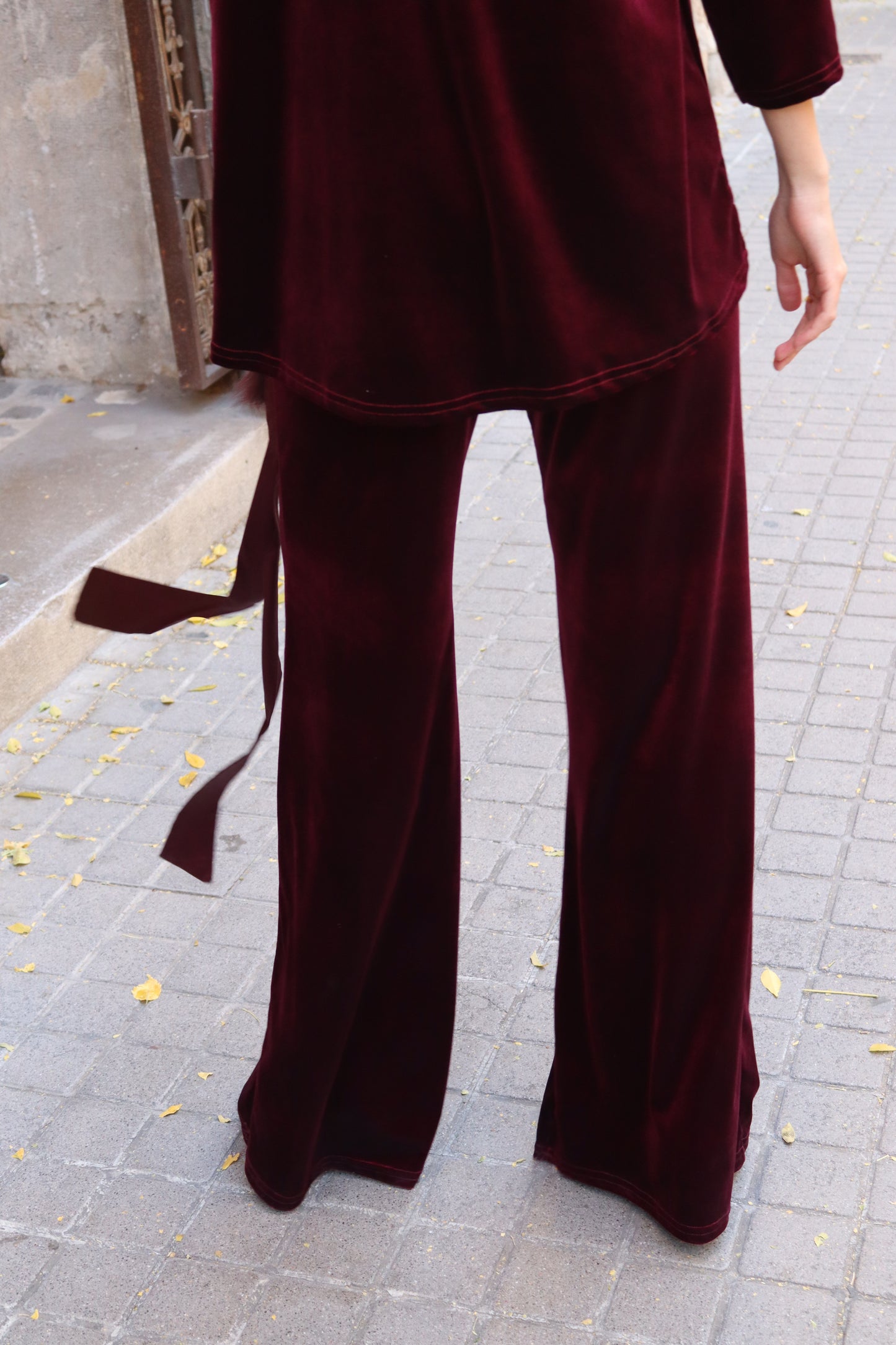 PANTALÓN RECTO TERCIOPELO VINO