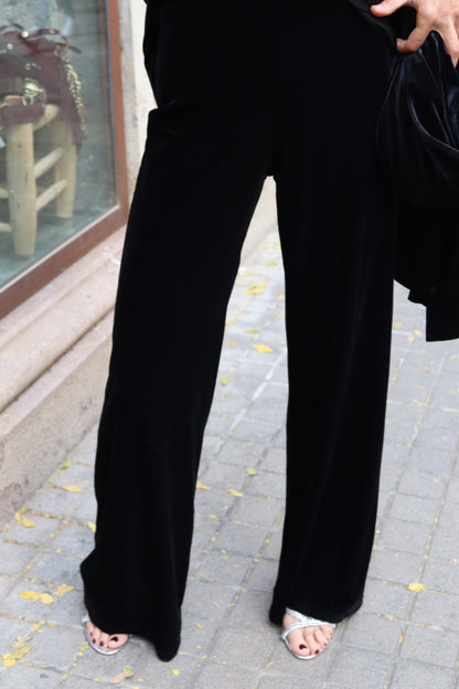 PANTALÓN RECTO TERCIOPELO NEGRO