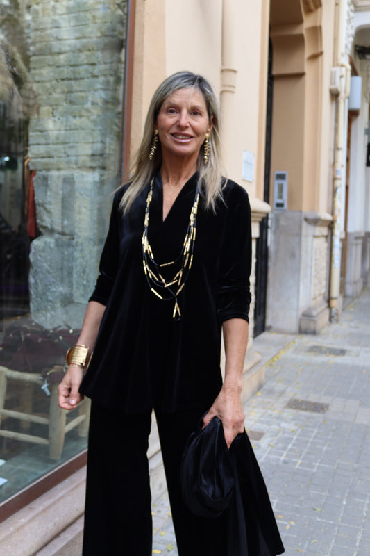 BLUSA TERCIOPELO NEGRO
