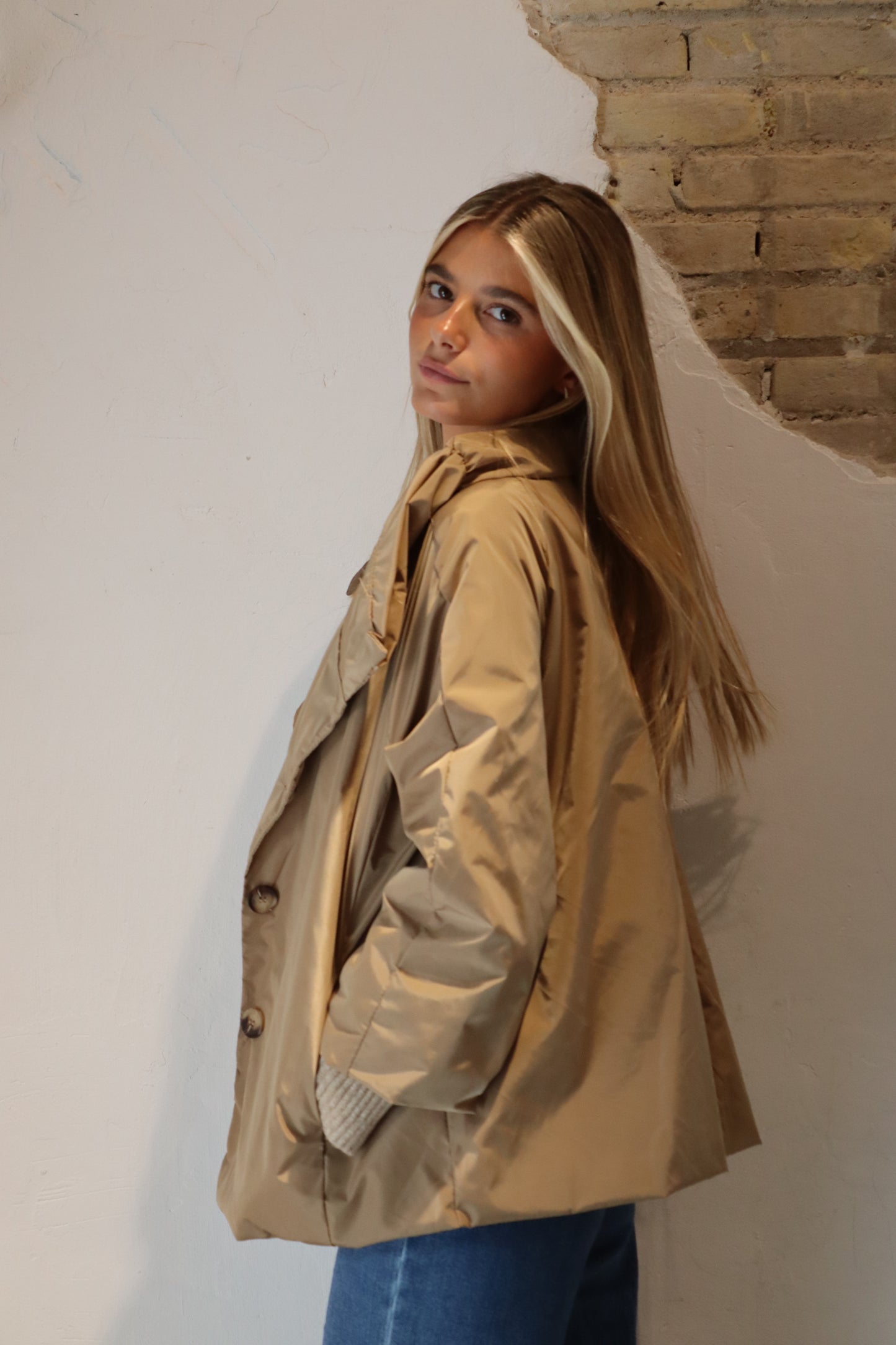 PARKA CORTA CAMEL