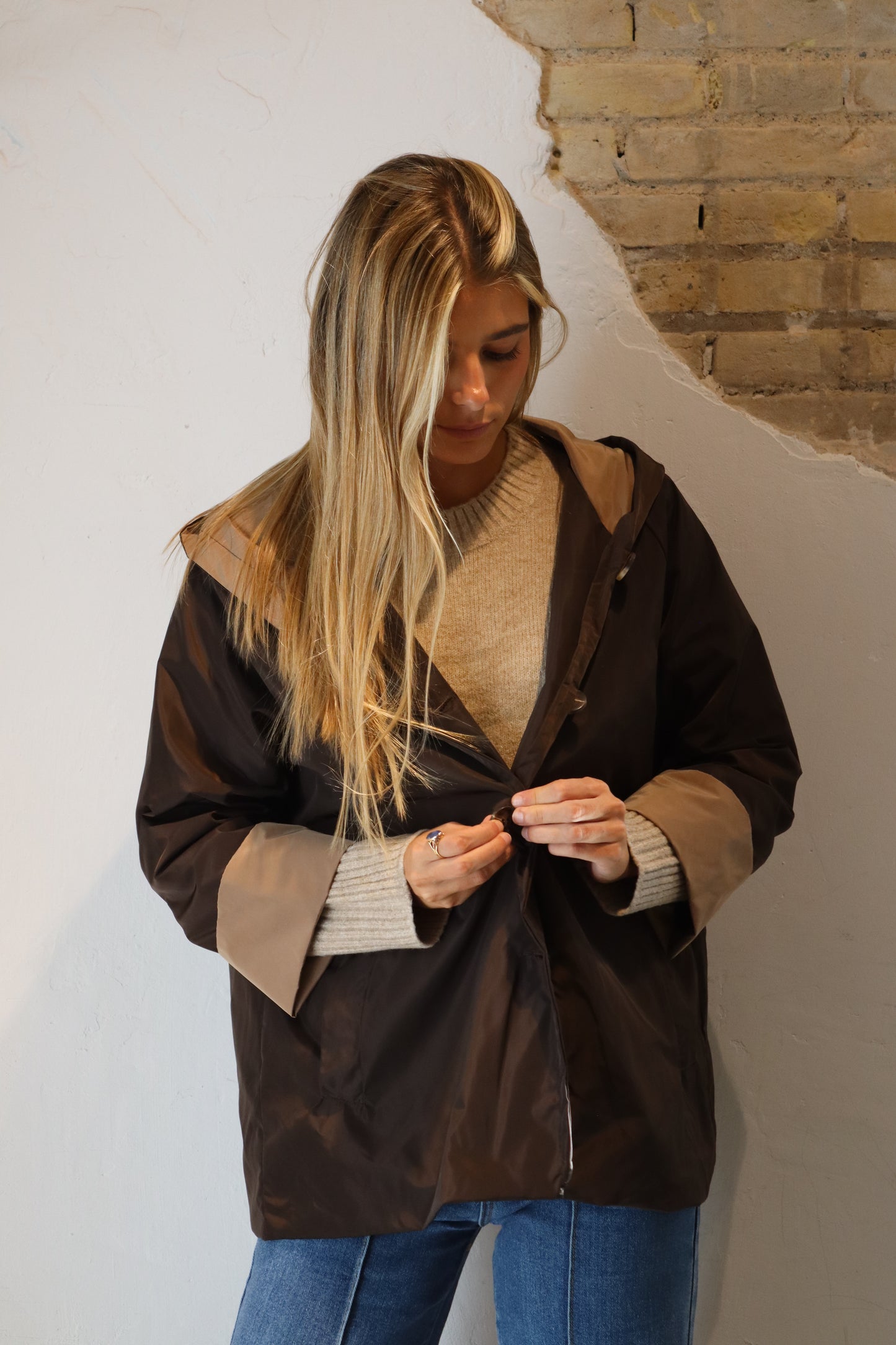 PARKA CAPUCHA CHOCOLATE
