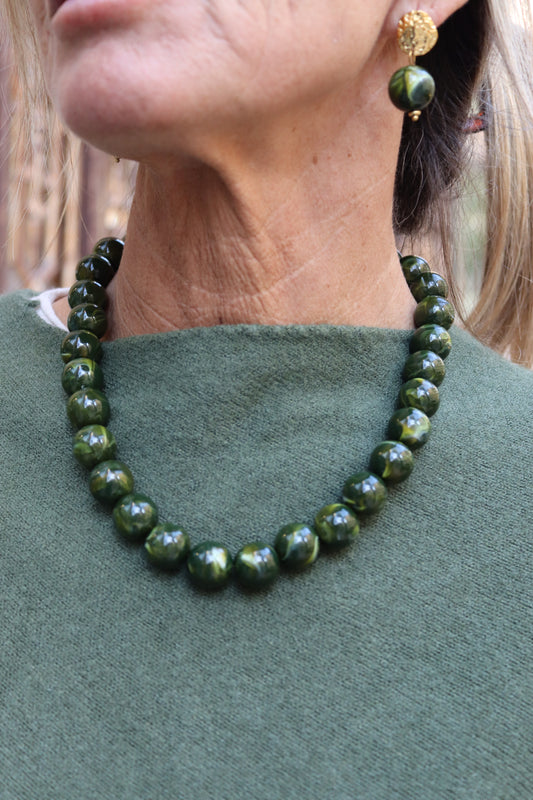 COLLAR BOLAS VERDE