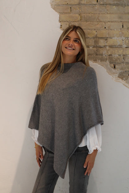 PONCHO LETI GRIS