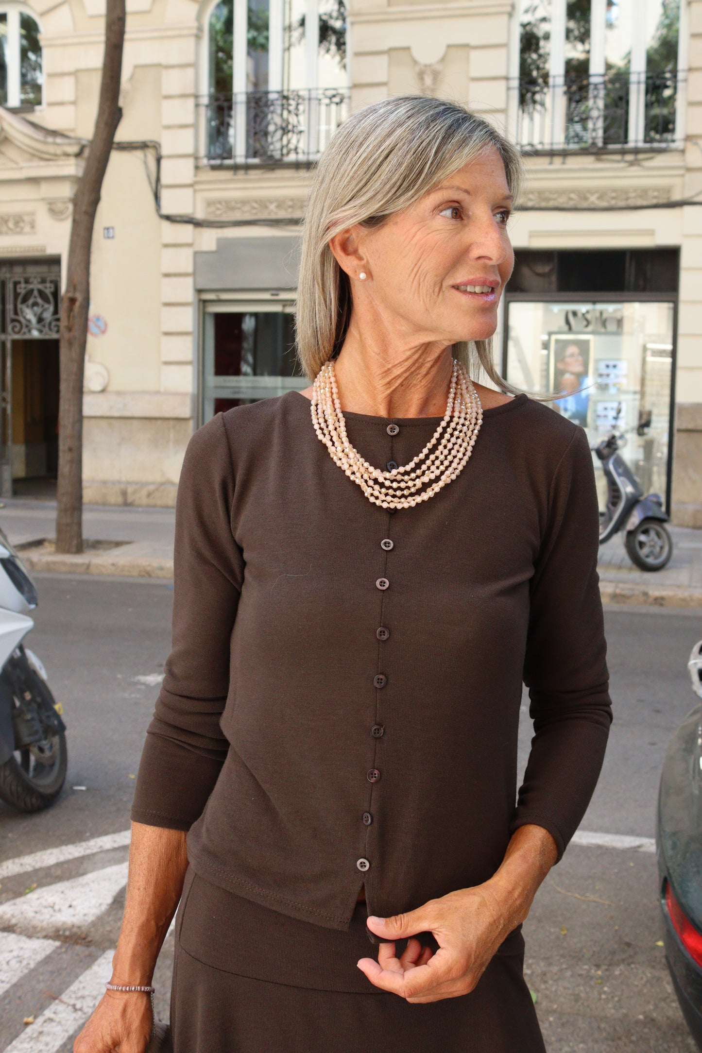 CAMISETA MARTA MARRON