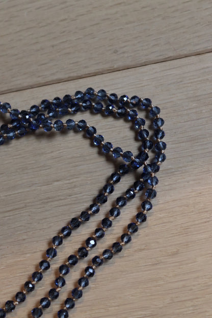 COLLAR ZOE MINI AZUL OSCURO