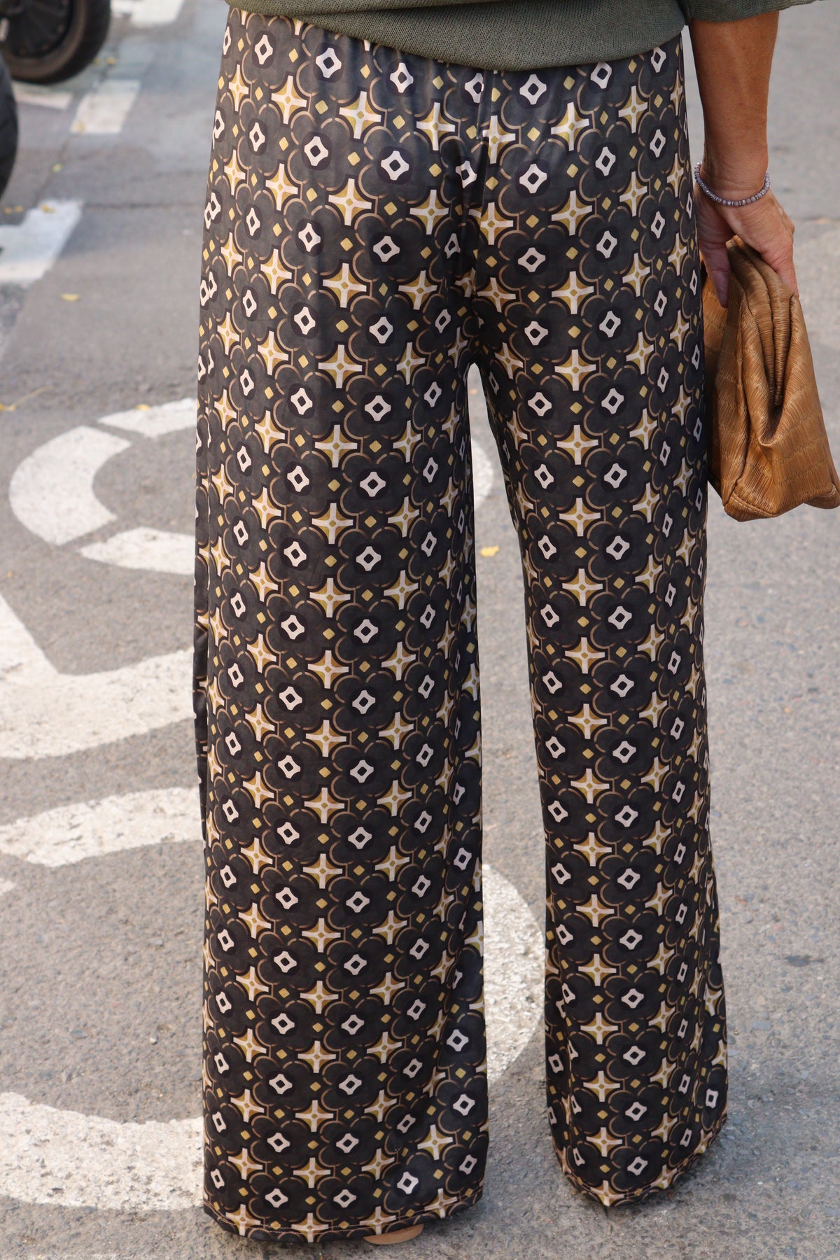 PANTALON CARMEN GRIS