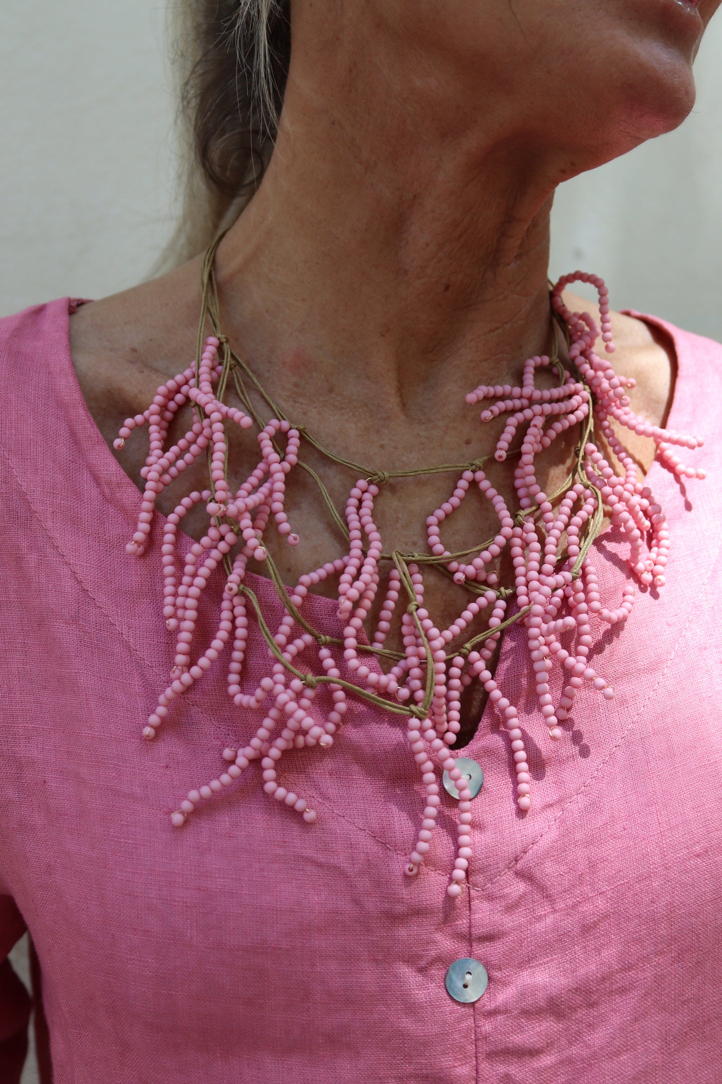 COLLAR NIZA ROSA