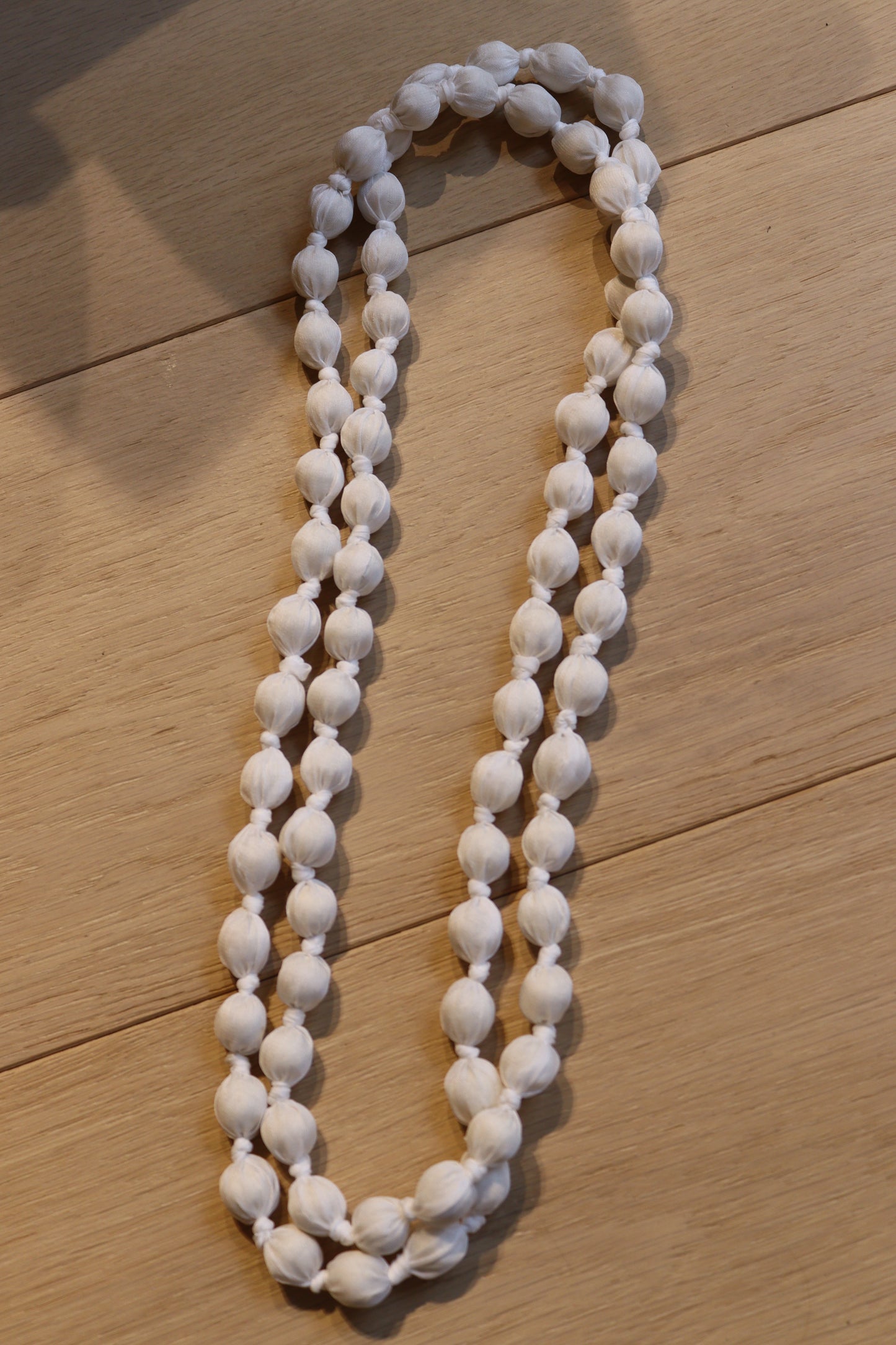 COLLAR NATALIA BLANCO ROTO