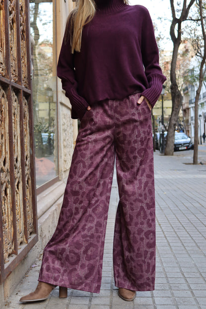 PANTALÓN ANIMAL PRINT BURDEOS